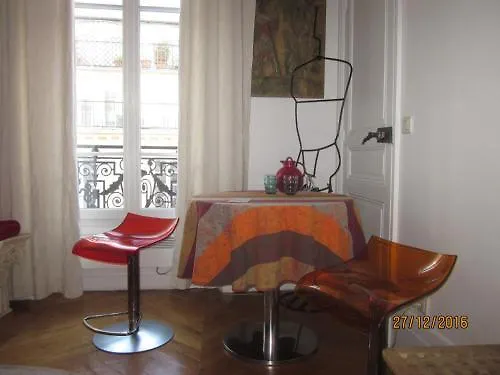 Bed & Breakfast Centre 3*