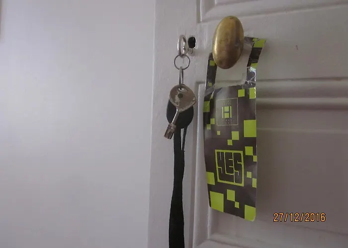 Bed & Breakfast Centre 3*